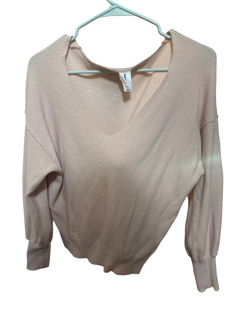 Abound Blush Pink V-Neck Women's Sweater